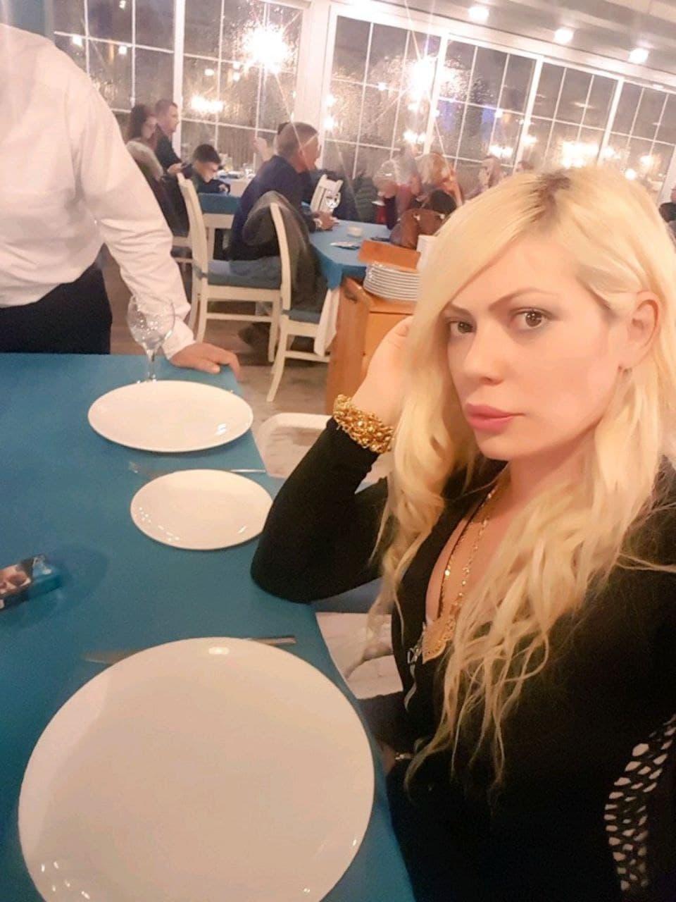 Adana Gerçek Resimli Seksi Sarışın Elit Escort HANDE - Image 3